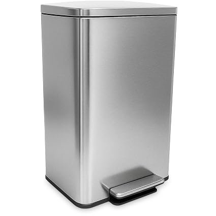 SIMPLI-MAGIC 13.2 Gallon Soft-Close Smudge-Resistant